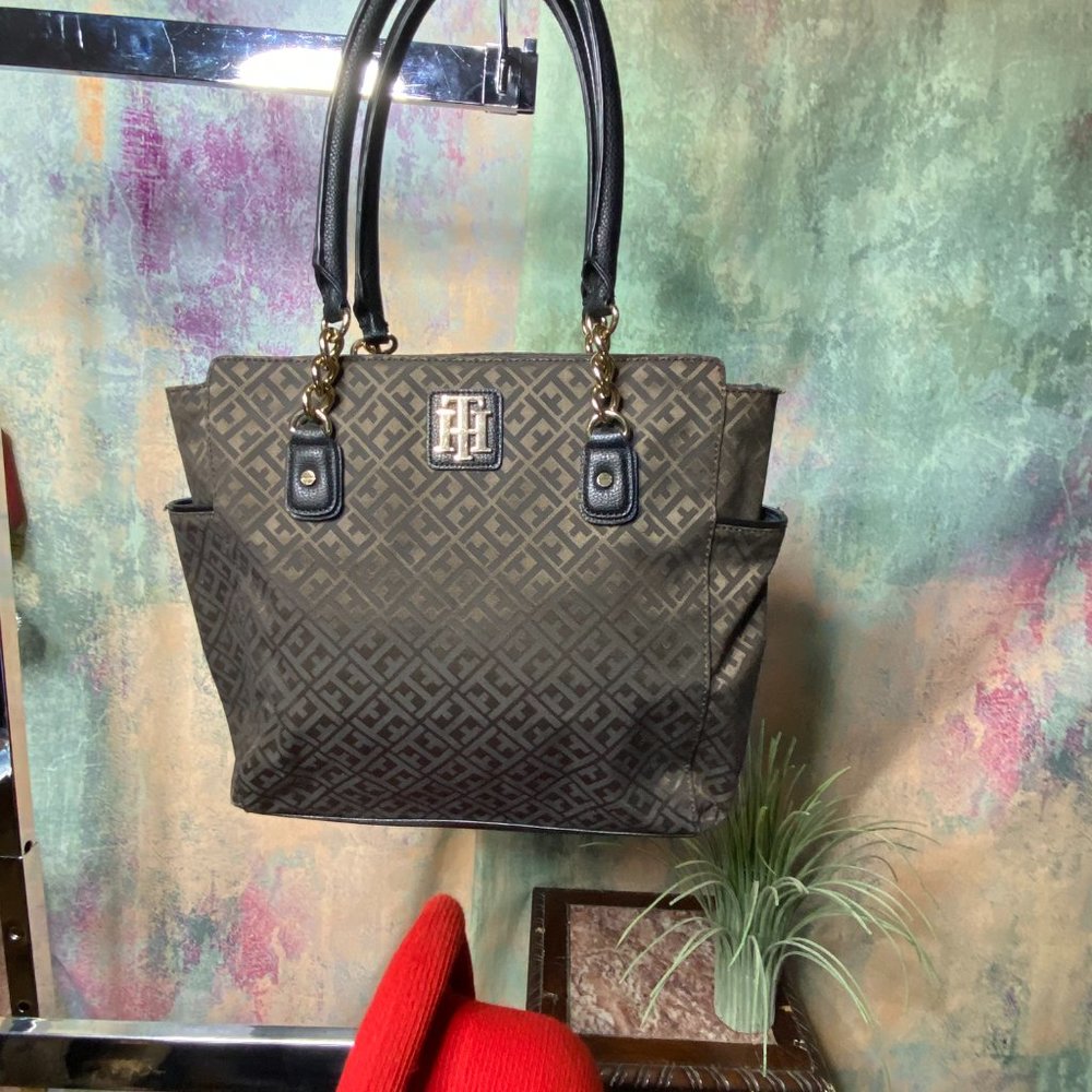 📌Tommy Hilfiger  Large Tote Purse Handbag